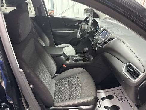Used 2024 Chevrolet Equinox LT AWD/4WD image 22