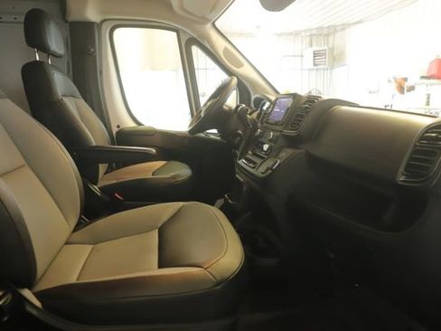 Used 2026 RAM ProMaster 2500 w/ Convenience Group FWD image 21