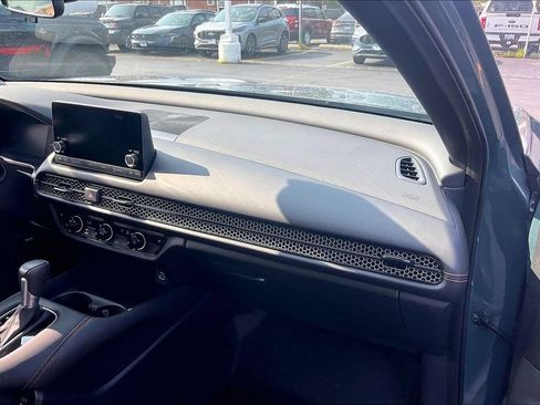 Used 2024 Honda HR-V Sport image 15