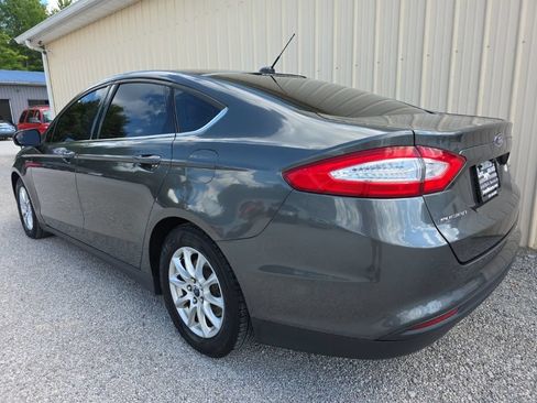 Used 2016 Ford Fusion S FWD image 9