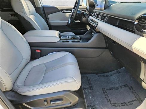 Used 2025 Honda Pilot EX-L image 20