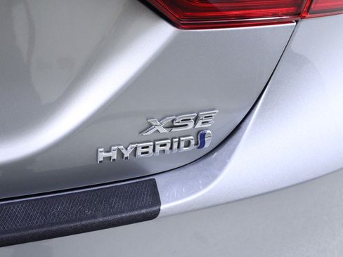 Used 2024 Toyota Camry XSE image 9