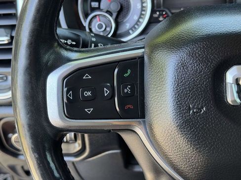 Used 2019 RAM 1500 Laramie AWD/4WD image 12