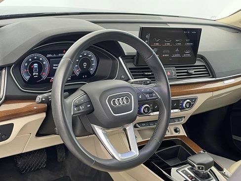 Used 2023 Audi Q5 2.0T Premium Plus w/ Premium Plus Package AWD/4WD image 4