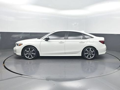 Used 2026 Honda Civic Sport Touring image 2