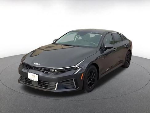 Used 2025 Kia K5 LXS image 2