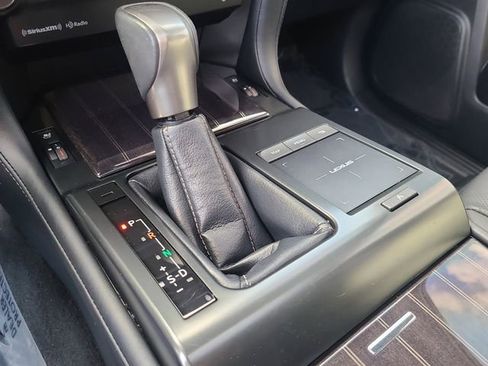 Used 2023 Lexus GX 460 Premium AWD/4WD image 32