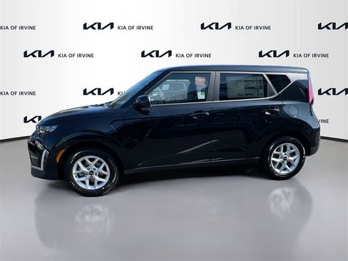 New 2025 Kia Soul LX w/ LX Technology Package image 4