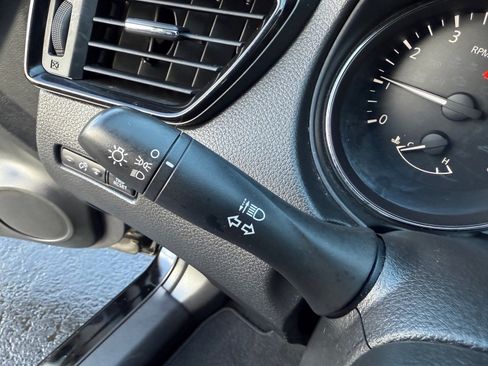 Used 2018 Nissan Rogue Sport S w/ S Appearance Package image 31