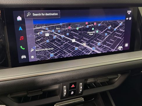 Certified 2024 Porsche Cayenne AWD/4WD image 20