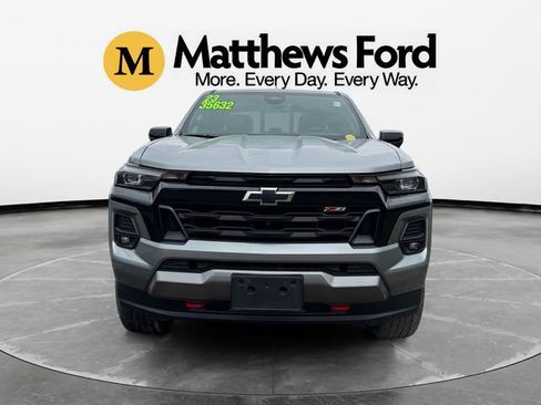 Used 2023 Chevrolet Colorado Z71 w/ Z71 Convenience Package 2 AWD/4WD image 8