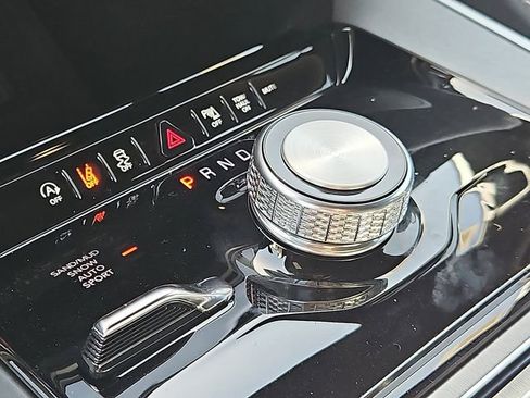 New 2026 Jeep Grand Wagoneer 4WD image 20