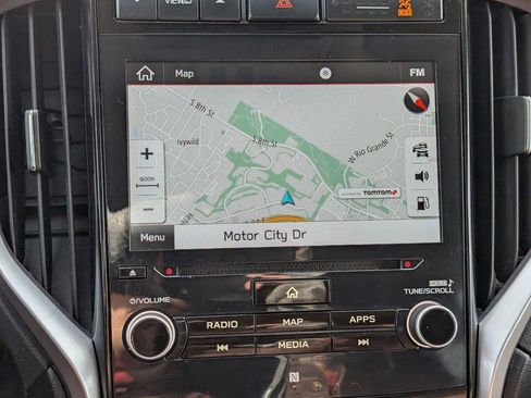 Used 2022 Subaru Ascent Touring image 17