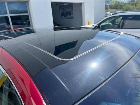 Used 2019 Lincoln Nautilus Reserve image 24