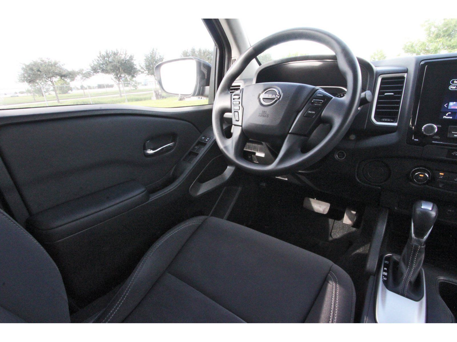 Certified 2024 Nissan Frontier SV RWD image 12