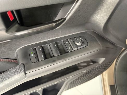 Used 2025 Toyota Tacoma TRD Pro AWD/4WD image 12