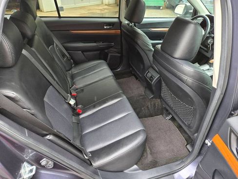Used 2013 Subaru Outback 2.5i Limited AWD/4WD image 31