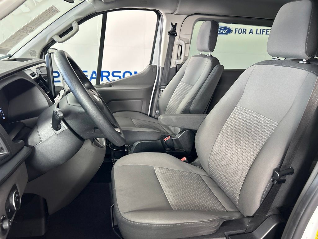Used 2024 Ford Transit 350 XLT RWD image 15
