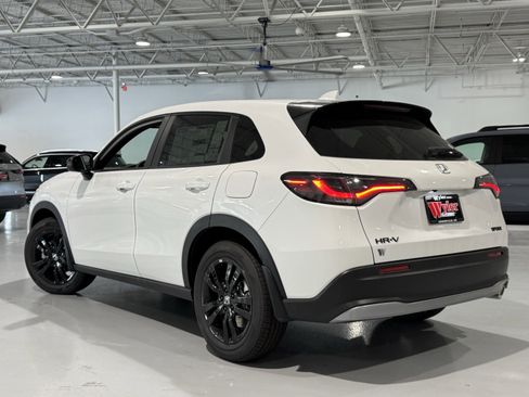 New 2026 Honda HR-V Sport image 18