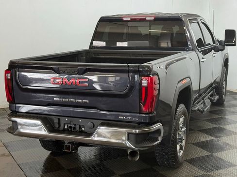 Used 2025 GMC Sierra 2500 SLT image 10