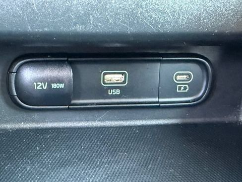 Used 2024 Kia Seltos EX AWD/4WD image 13