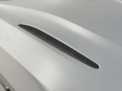 Used 2023 Aston Martin DB11 Volante image 40