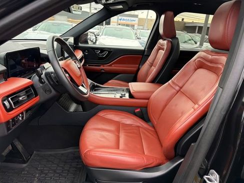 Certified 2025 Lincoln Aviator Reserve w/ Jet Appearance Package image 13