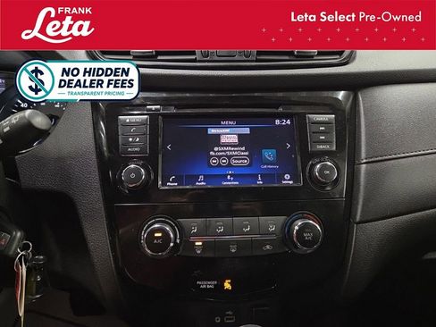 Used 2020 Nissan Rogue S w/ Special Edition Package FWD image 11