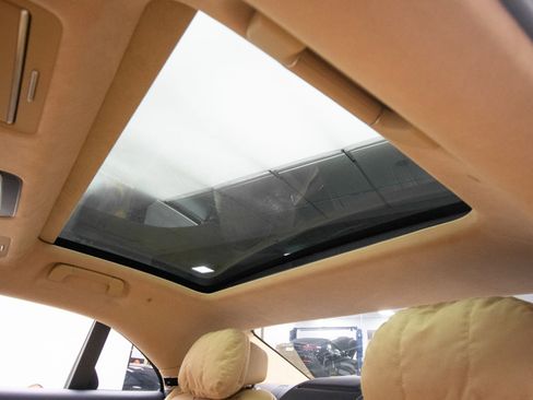 New 2026 Bentley Flying Spur Plug-In Hybrid image 37