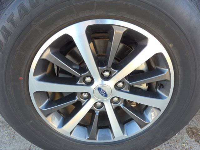 Used 2019 Ford Expedition XLT RWD image 12