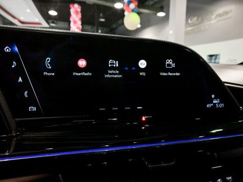 Used 2023 Cadillac Escalade V w/ LPO, ONYX Package image 48