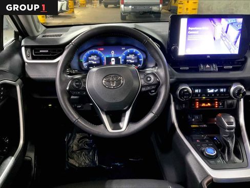 Used 2024 Toyota RAV4 Limited image 5