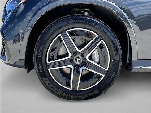 Used 2026 Mercedes-Benz GLC 300 image 10