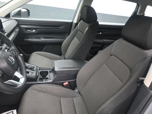 Used 2024 Honda CR-V LX image 18