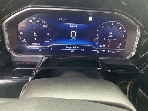 Used 2023 Chevrolet Silverado 1500 High Country w/ Technology Package image 22