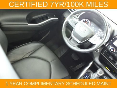 Used 2023 Toyota Highlander XLE AWD/4WD image 14
