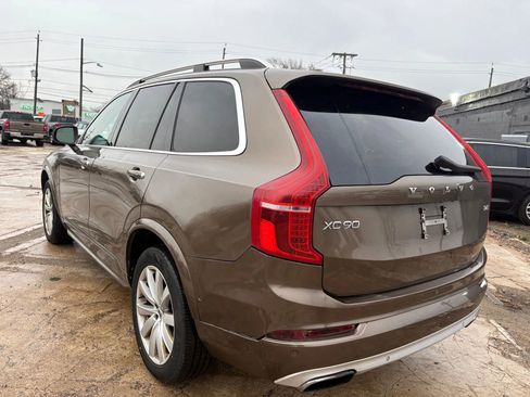 Used 2016 Volvo XC90 T6 Momentum image 6