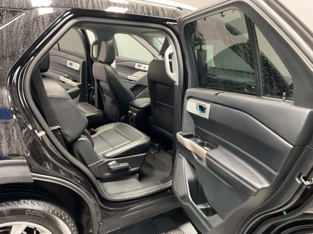 Used 2023 Ford Explorer Limited w/ Limited Technology Package AWD/4WD image 24