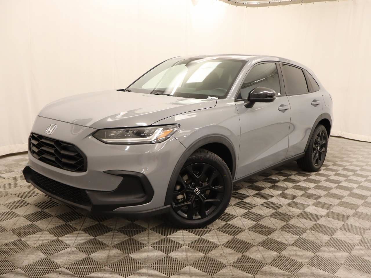 Used 2023 Honda HR-V Sport image 1