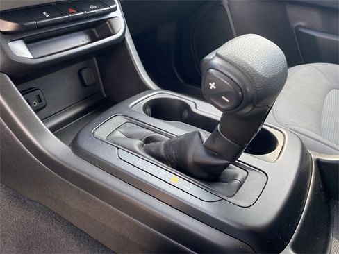 Used 2020 Chevrolet Colorado W/T w/ WT Convenience Package image 18