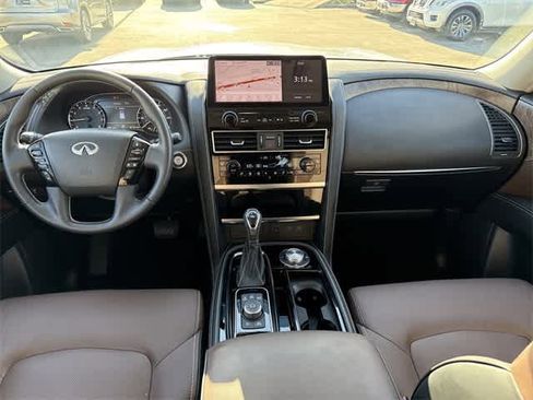 Certified 2024 INFINITI QX80 Premium Select w/ Cargo Package image 15