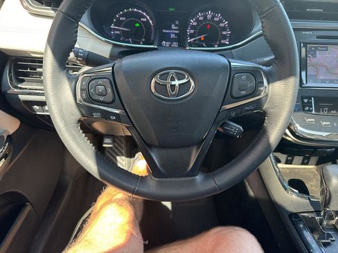 Used 2018 Toyota Avalon XLE Premium image 28