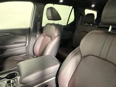 Used 2025 Honda Pilot Black Edition image 30