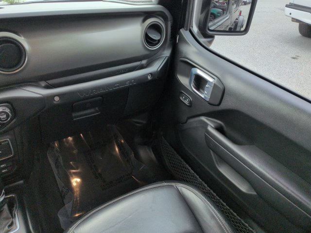 Used 2023 Jeep Wrangler Unlimited Sport AWD/4WD image 16