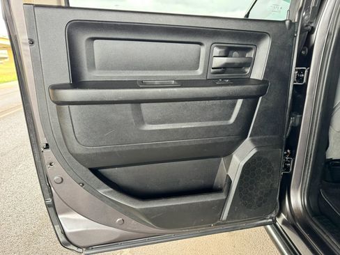 Used 2014 RAM 1500 Express AWD/4WD image 17