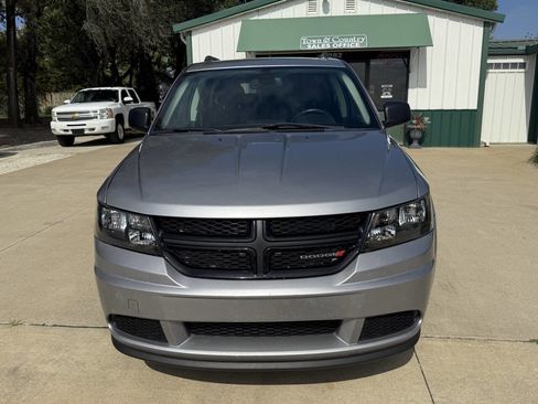 Used 2018 Dodge Journey SE w/ Connectivity Group image 4
