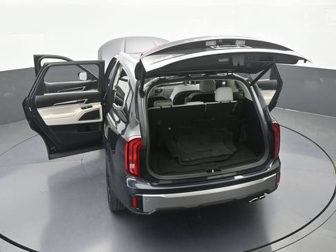 Used 2025 Kia Telluride S FWD image 69