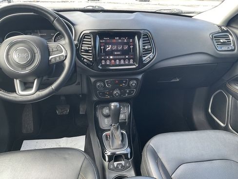 Used 2021 Jeep Compass Limited image 12