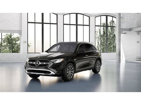 Used 2026 Mercedes-Benz GLC 300 4MATIC image 40