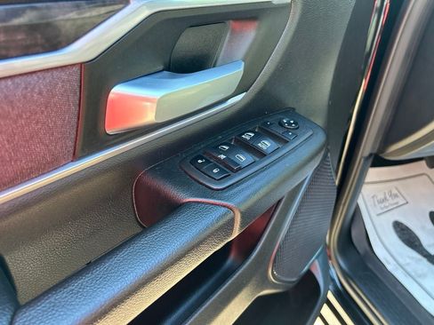 Used 2022 RAM 1500 Big Horn AWD/4WD image 9